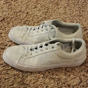 Converse One Star white suede Size 9, Euro 40